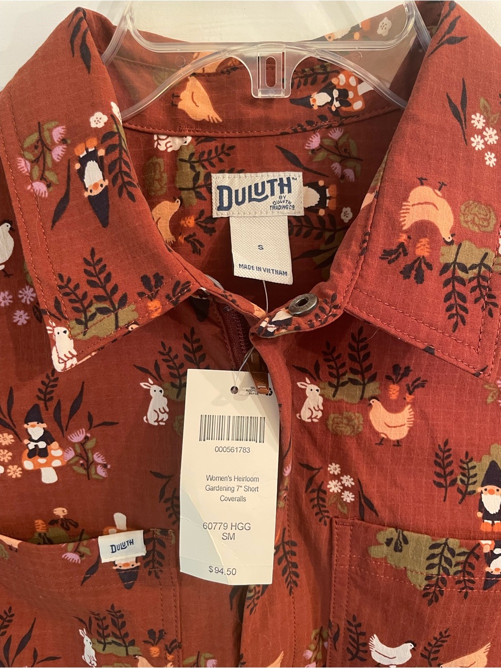 ๐NWT๐ Duluth Heirloom gnome short coveralls, size S - Picture 3 of 4